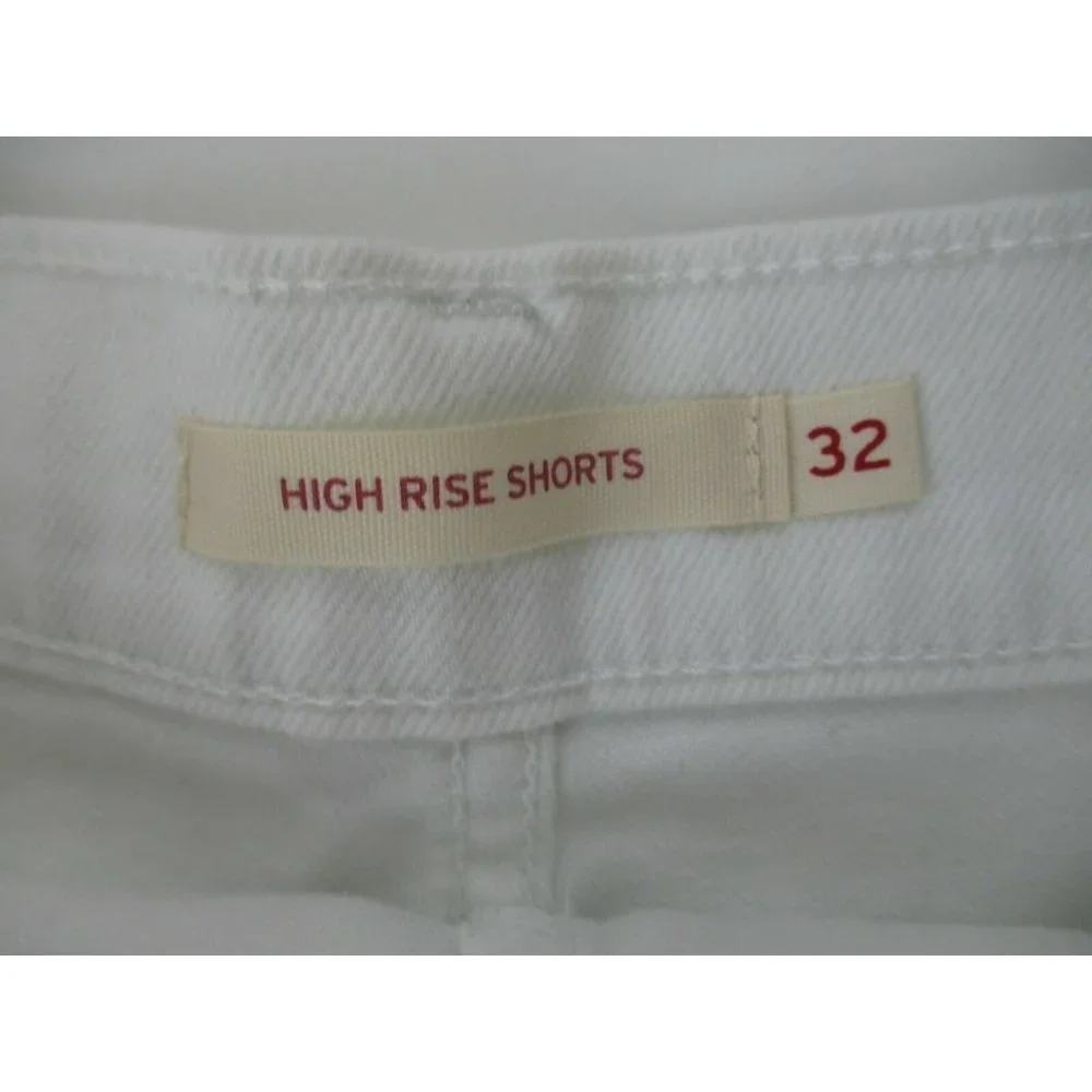 Levi's Women's Salt White Mid Length Denim Jean High Rise Shorts Size W32/14 - Picture 9 of 12